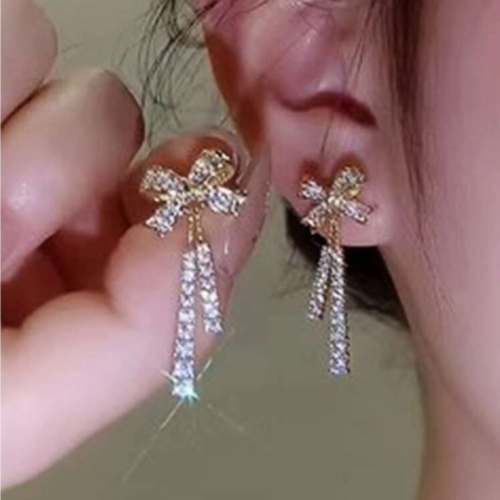 Gold-Tone Crystal Bow Earrings BRAND NEW